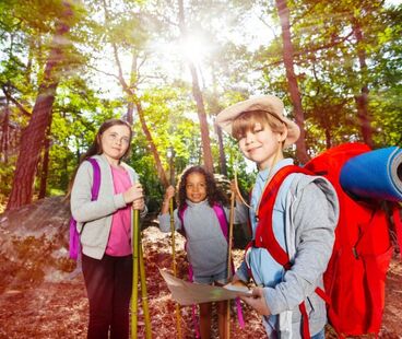 Wyjazd na kemping z dziećmi - nietypowe urządzenia, które warto ze sobą mieć