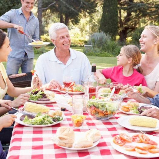 Jak zorganizować piknik w ogrodzie? Świętuj z nami Dzień Sąsiada!