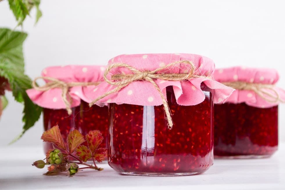 Sprawdzone przepisy na przetwory z malin!