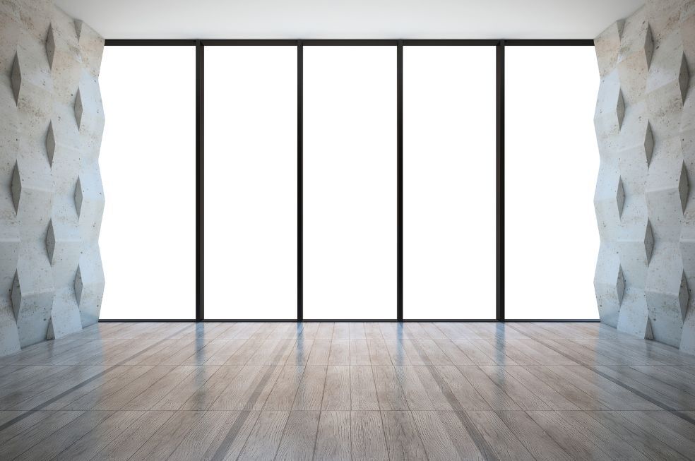 pusty pokój z panelami ściennymi 3D