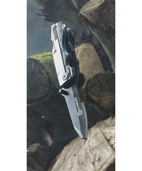 Narzędzie wielofunkcyjne Multitool z kombinerkami + Latarka LED