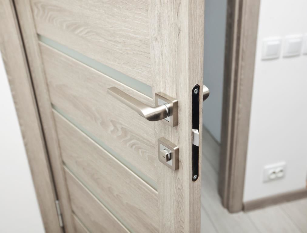 Błędy przy montażu drzwi wewnętrznych