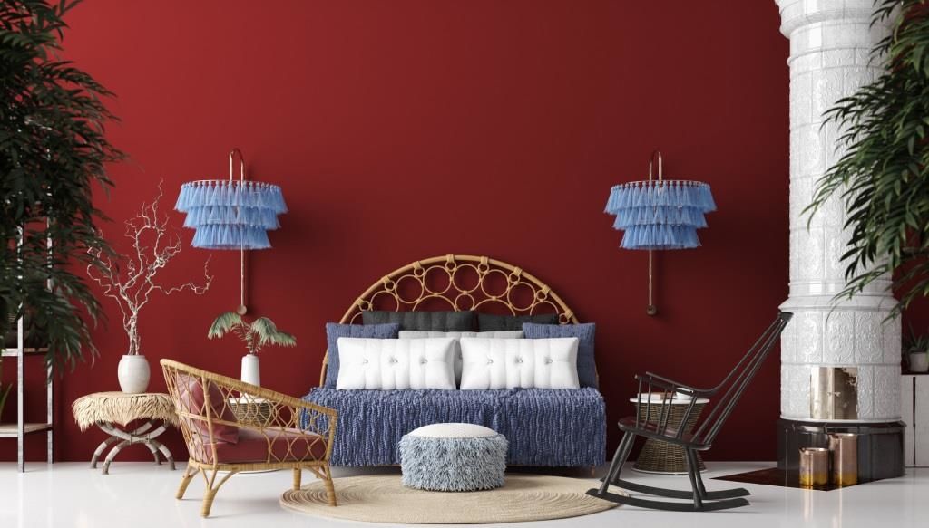 Sypialnia urządzona w aranżacji bohemy paryskiej