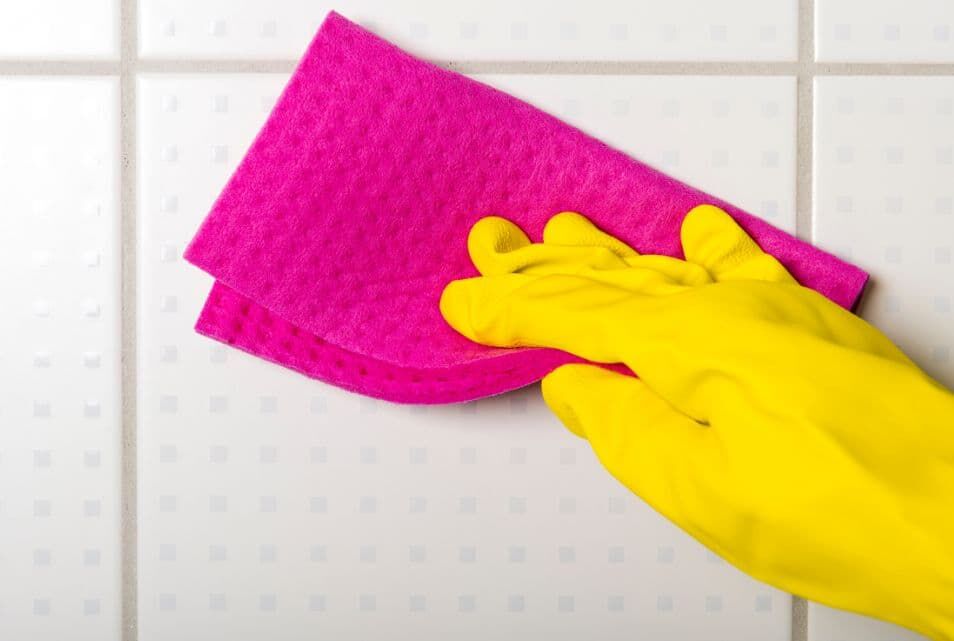 Jak dbać o płytki gresowe?