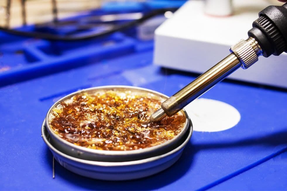 Do czego służy kalafonia?