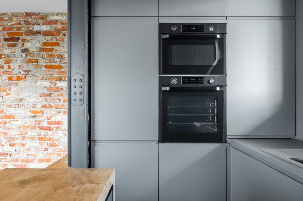 meble w słupku kuchnia