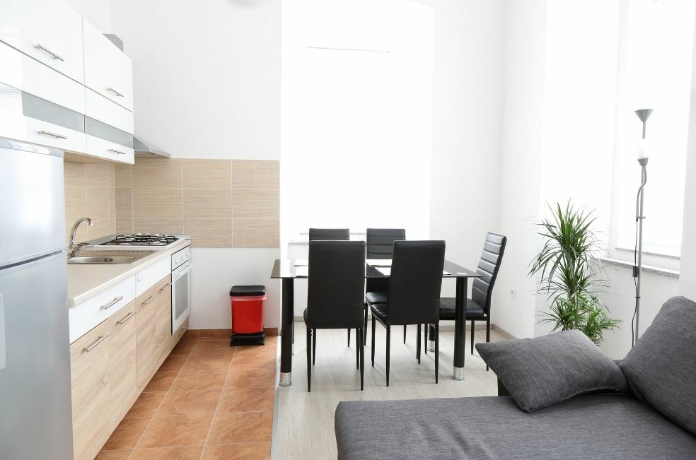 łączenie płytek z panelami bez listwy