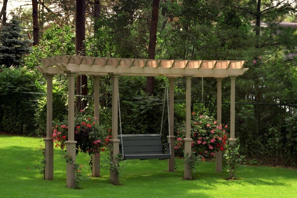 pergola i ławka ogrodowa