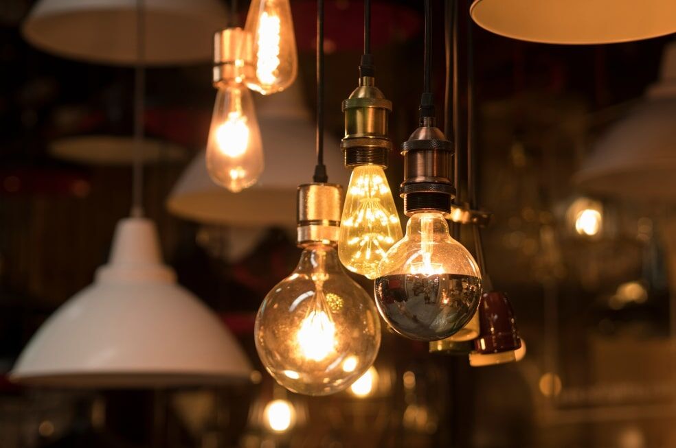 żarówki wiszące ozdobne