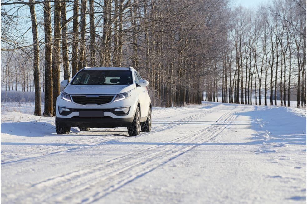 auto podczas zimy