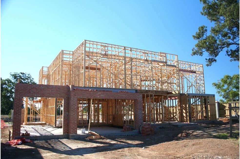 dom w trakcie budowy