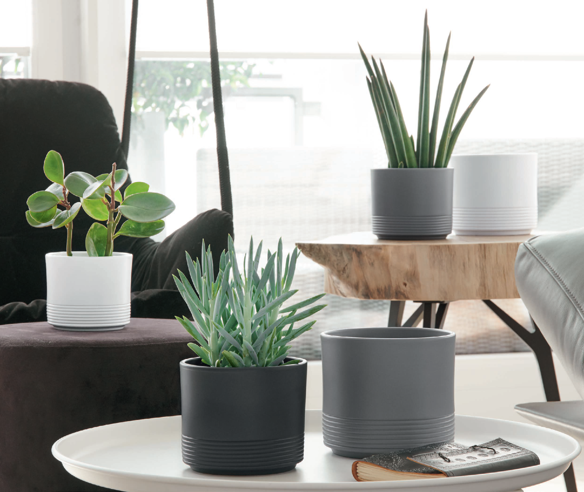 Osłonka ceramiczna CYLINDER RILLE 992 14 cm antracyt mat