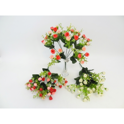 Bukiet sztucznych kwiatów róże