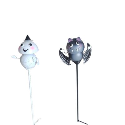 Metalowa figurka na piku wys. 70 cm