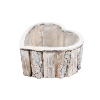 Drewniana doniczka w kształcie serca