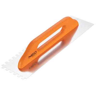 Paca z zębami 480 x 128 mm ząb 10 x 10 x 10 mm uchwyt drewniany NEO