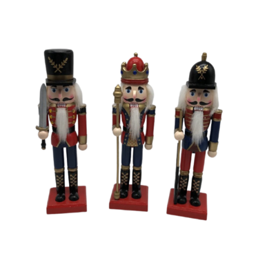 Figurka drewniana dziadek do orzechów 26 cm
