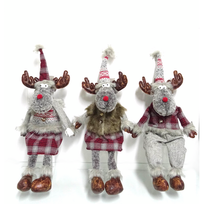 Figurka tekstylna siedzący Renifer 50,8 cm