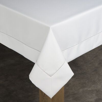Obrus dekoracyjny MADELE 145 x 240 cm biały